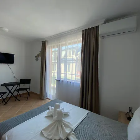 Апартамент Amadeus Xv 39 Sunny Centrum Слънчев бряг